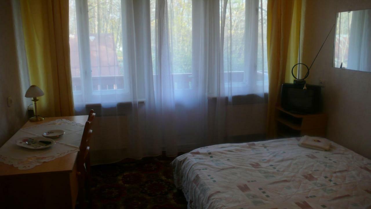 Privatviesnica Zvaigzne Hotel ยูร์มาลา ภายนอก รูปภาพ